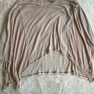 Free people cute long sleeve top!